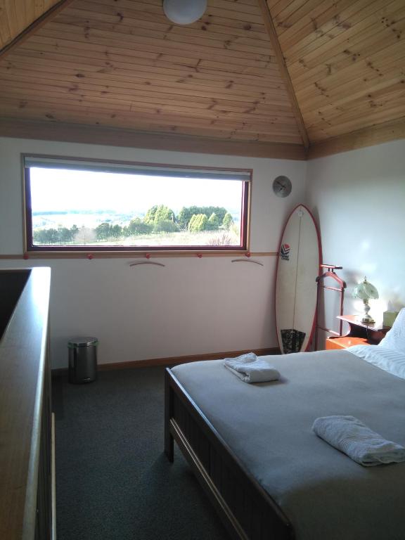 Postel nebo postele na pokoji v ubytování Cherry Top Farmstay - Boutique Eco Village