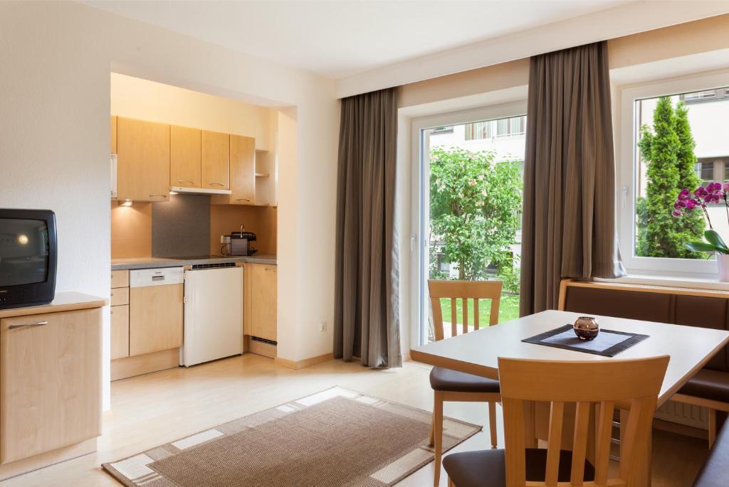 Kuchyň nebo kuchyňský kout v ubytování Hotel Rundeck