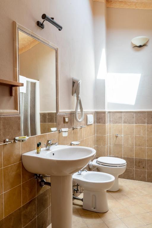 Poggio Agli Ulivi - Vierbettzimmer Mit Eigenem Bad