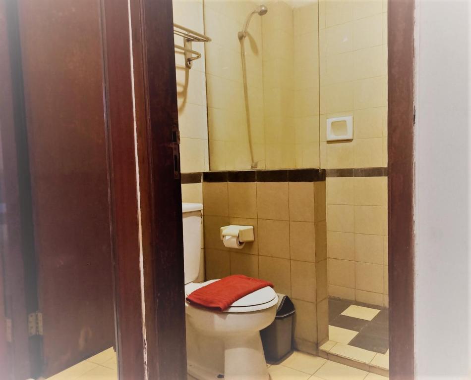 Koupelna v ubytování N Hotel Harmoni Jakarta