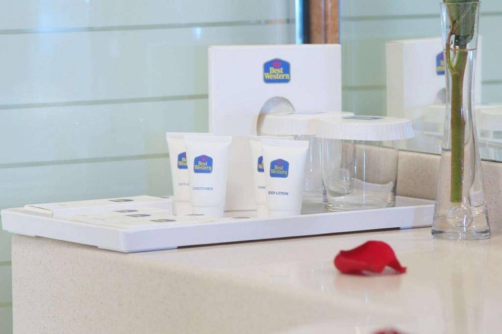 Best Western Plus Salmiya - Twin Room
