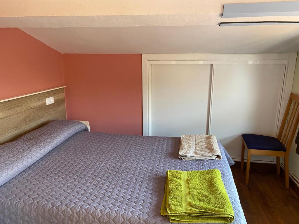 Apartamentos Turísticos Casa Nieves (España La Franca ...