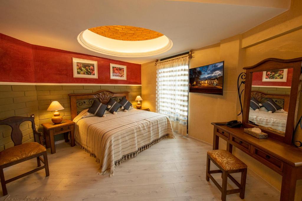 La Casona Colorada San Felipe del Agua - Superior King Suite