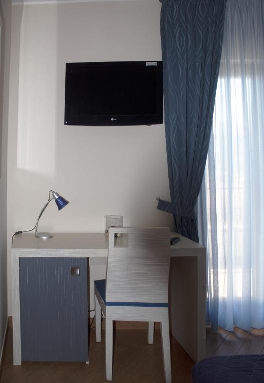 Affittacamere Certe Notti - Habitación Triple Con Balcón