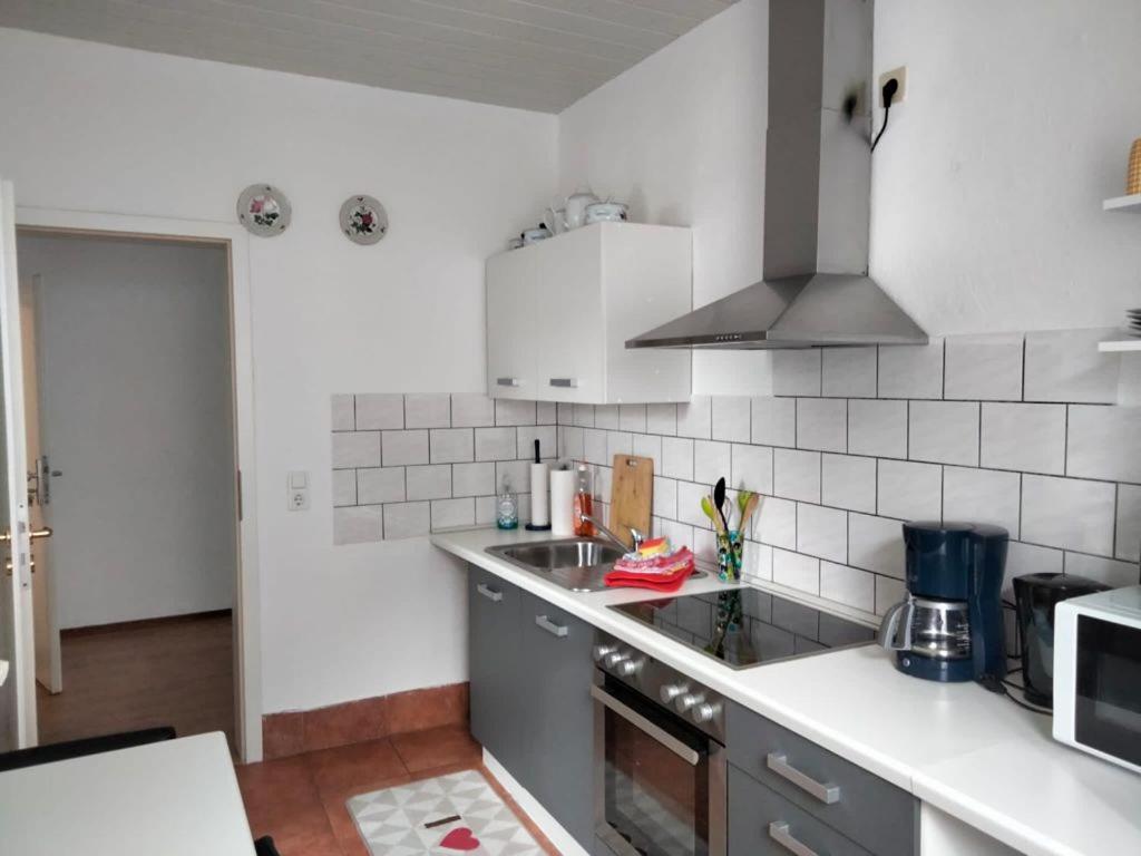 Ferienwohnung Neheim mit Dennis und Alexander Alexander mit Klimaanlage - Appartamento Con Una Camera Da Letto