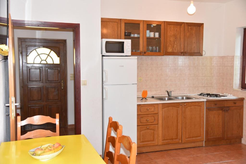 Kuchyň nebo kuchyňský kout v ubytování See view Apartment 2