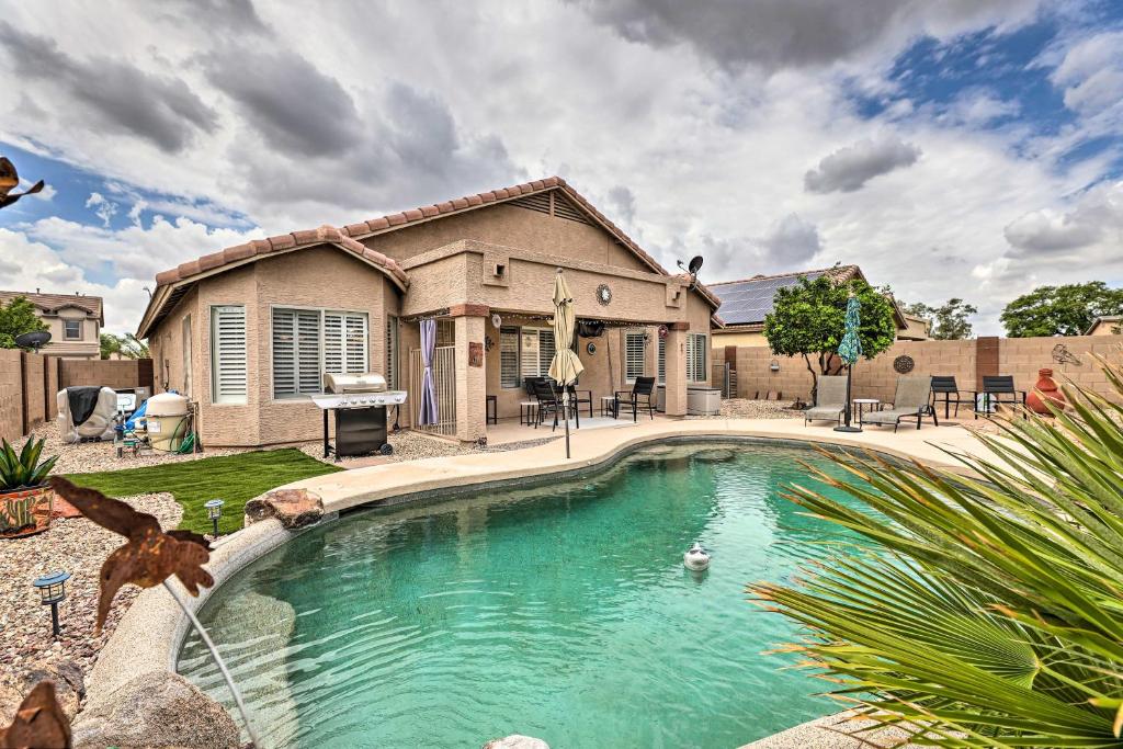 The swimming pool at or close to Surprise Home with Outdoor Oasis Golf Nearby!
