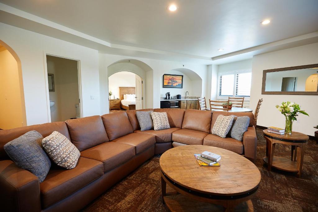 Jackson Rancheria Casino Resort - Executive Suite