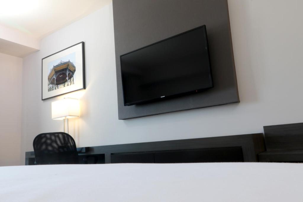 Holiday Inn Express Hotel & Suites Hermosillo by IHG - Standard Room With Two Queen Beds