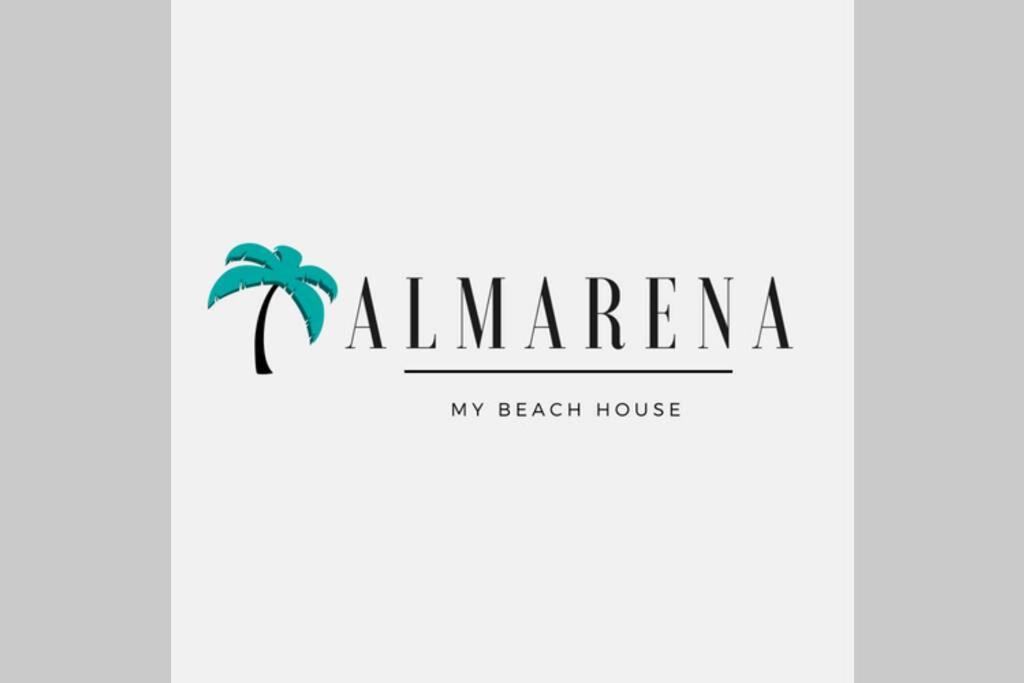 ein Palmenlogo mit dem Titel Almanach Mein Strandhaus in der Unterkunft Almarena, tu casa en Punta del Este in Manantiales