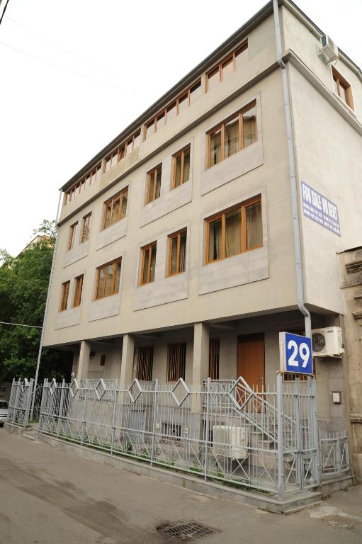 Budova, kde se hotel nachází