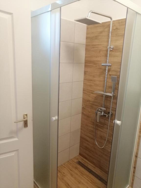 Koupelna v ubytování Cserke Apartmanház