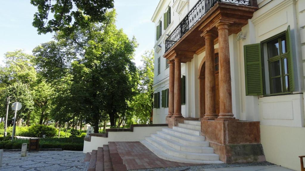 Vonkajšia záhrada v ubytovaní Horvath Villa Apartman