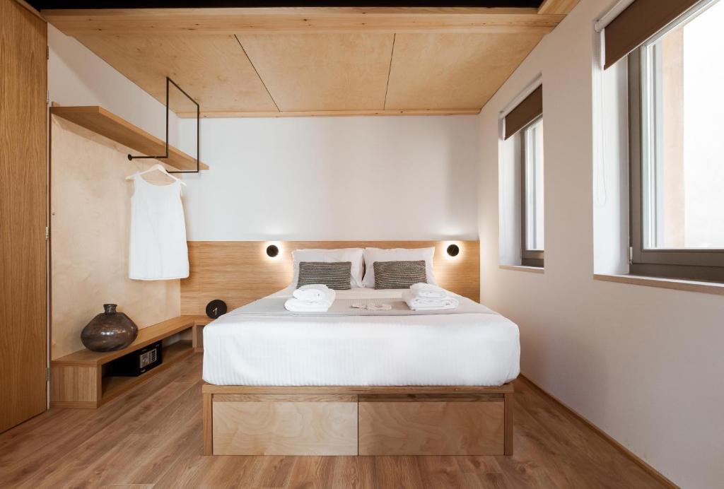 Thallos The Boutique - 18