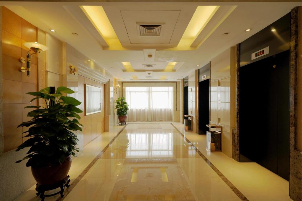 Vstupní hala nebo recepce v ubytování Guangzhou Baiyun Hotel