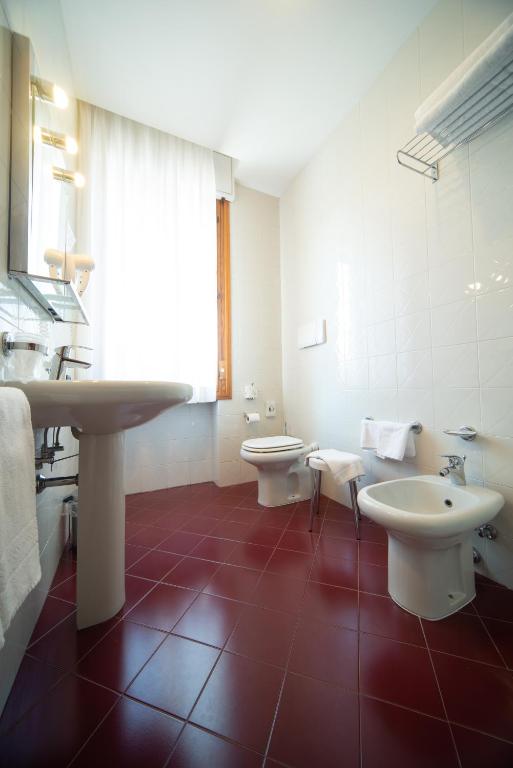 Fotografie z fotogalerie ubytování Hotel Cima v destinaci Conegliano