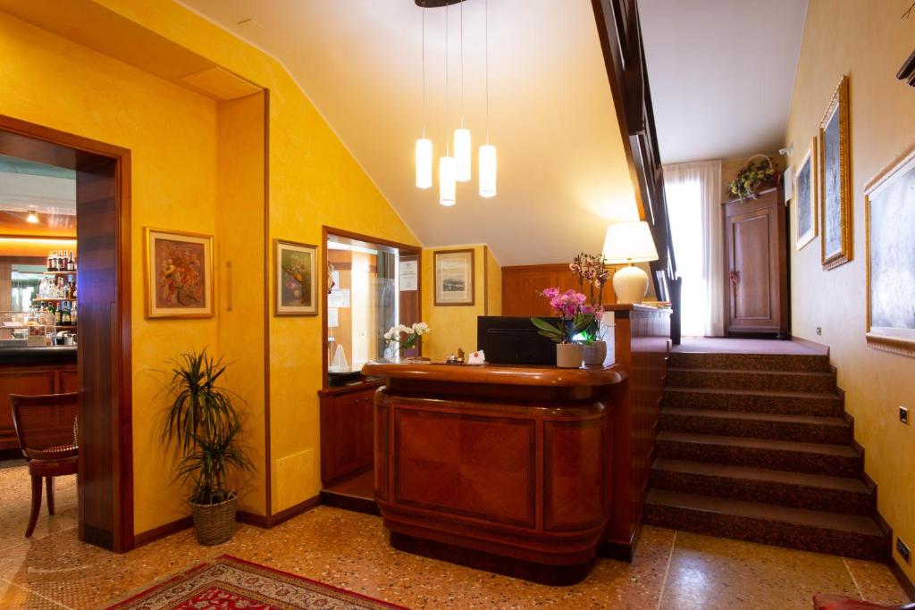Fotografie z fotogalerie ubytování Hotel Cima v destinaci Conegliano