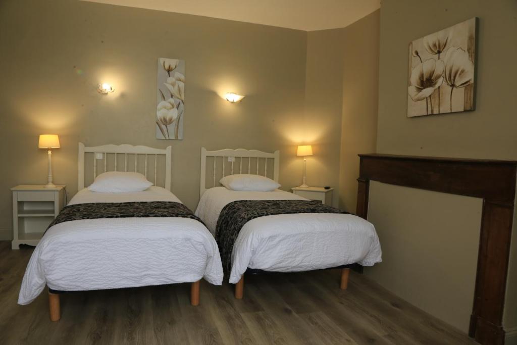HOSTELLERIE LA BRUYERE - Twin Room