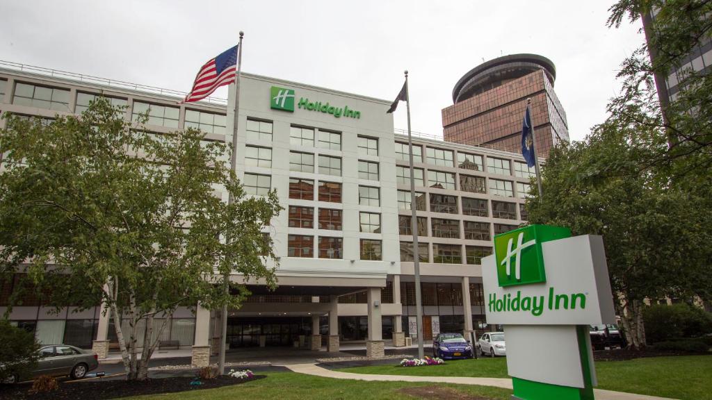 Holiday Inn Downtown Rochester, an IHG Hotel