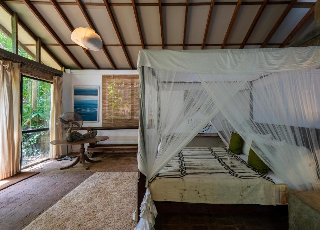 Lunuganga Estate - 15