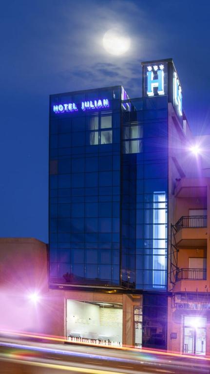 Budova, kde se hotel nachází