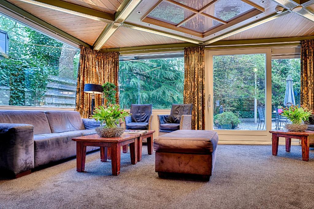 Owl Hotel - Resim 25