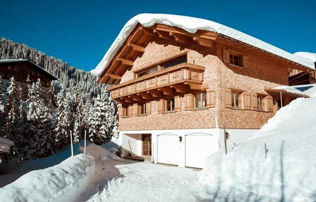Hotel Pension Alpenrose зимой