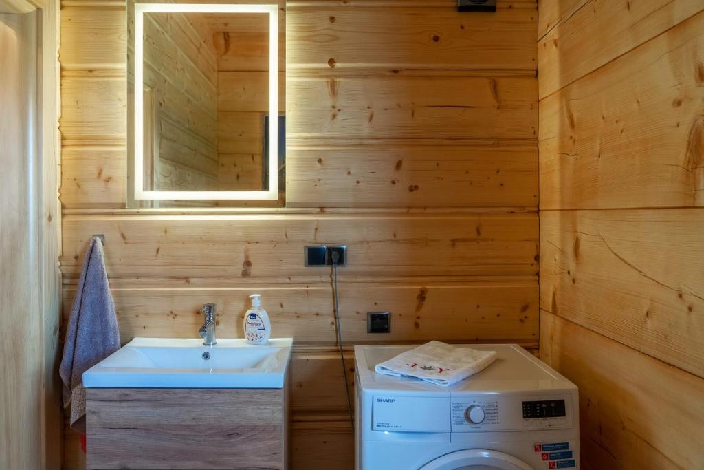 Kúpeľňa v ubytovaní Domek Góralski Modrzewiowa Weranda