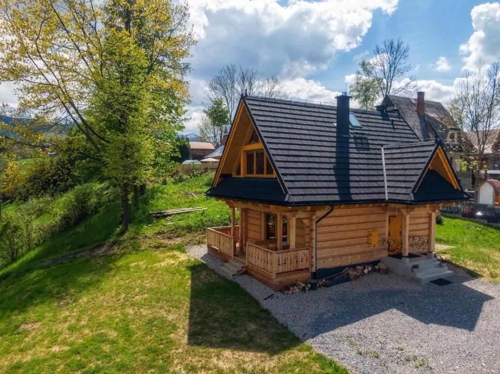 Budova, v ktorej sa horská chata nachádza