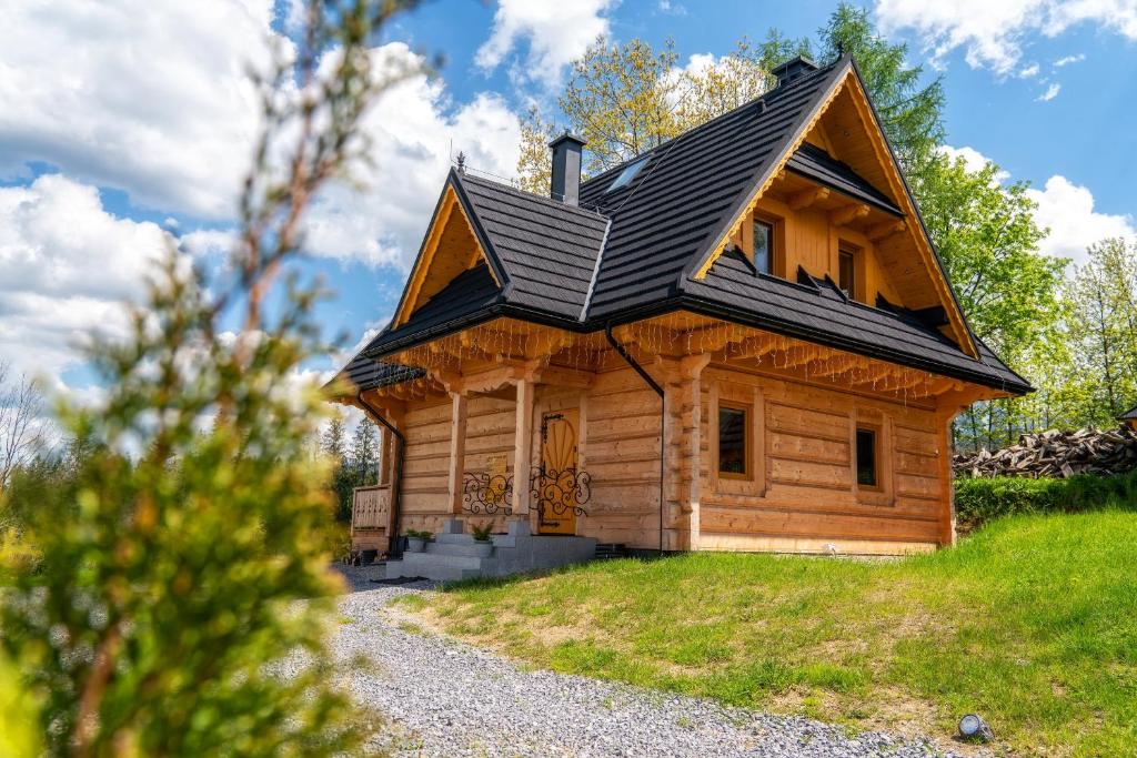Budova, v ktorej sa horská chata nachádza