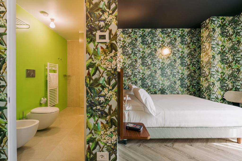 Koupelna v ubytování Collini Rooms Hotel