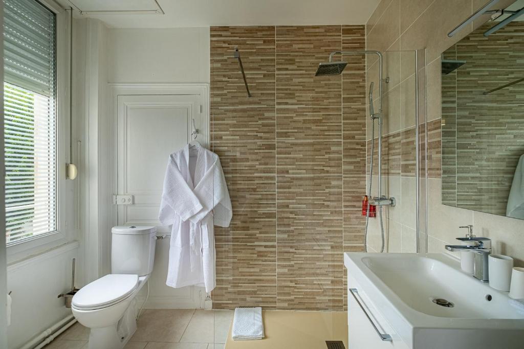 Manoir des Bertinières - Deluxe Room (2 Adults + 1 Child)