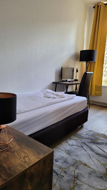 Postel nebo postele na pokoji v ubytování Hotel Kronprinz