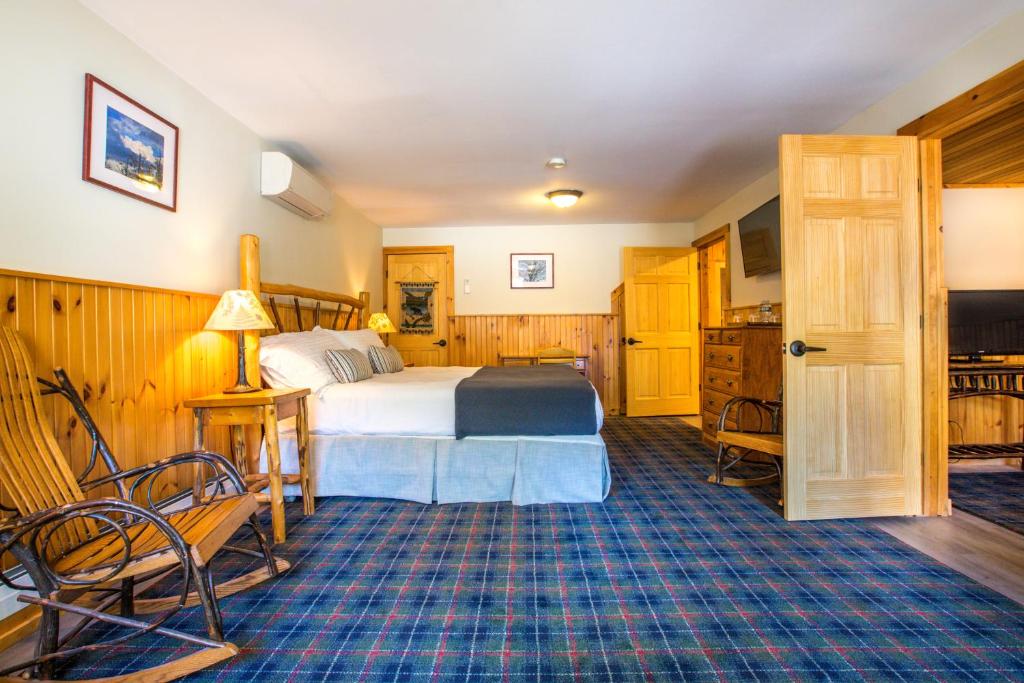 Garnet Hill Lodge - Family Room With Sauna