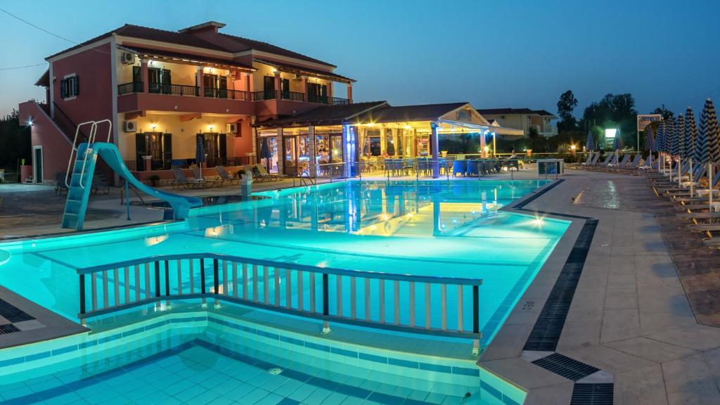 Spiros Apartments, Sidari (precios actualizados 2024)