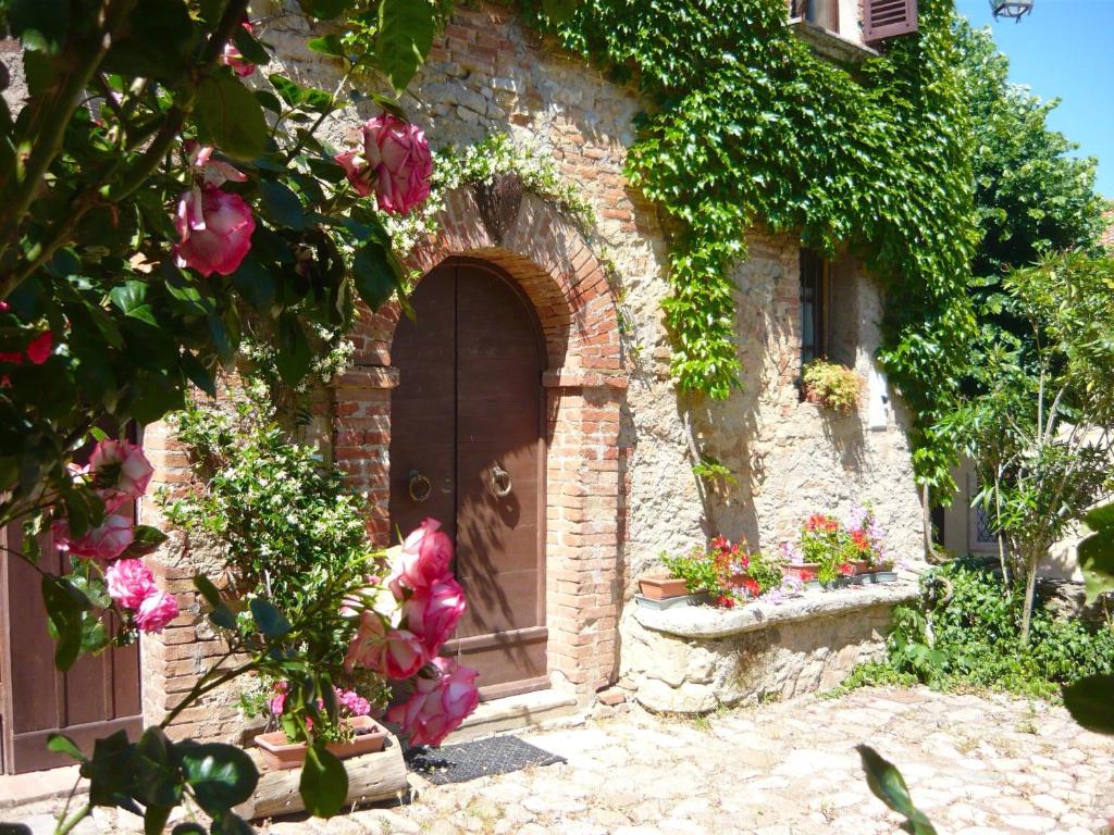Vonkajšia záhrada v ubytovaní Casa del Capitano Rocca d'Orcia