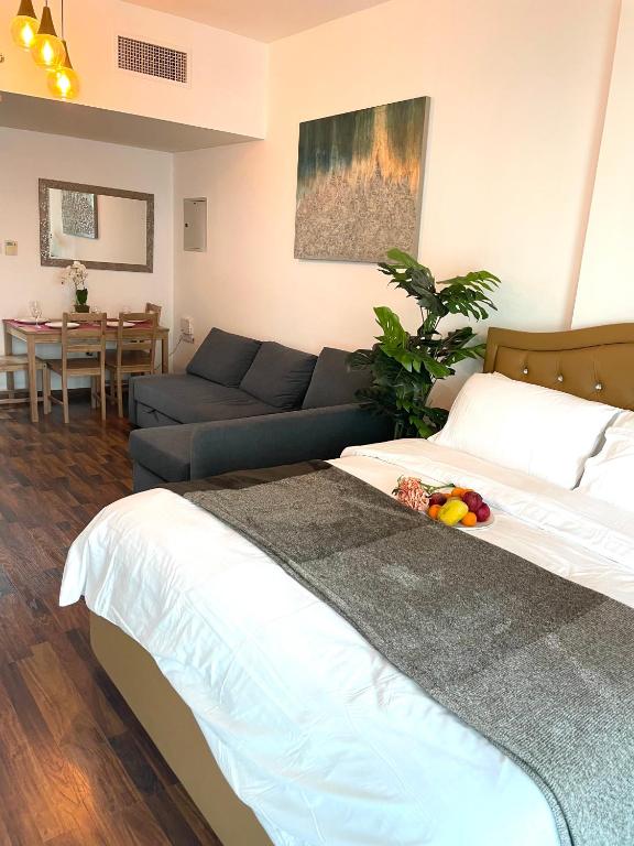 Luxury Casa Diamond Apartments in Dubai Marina, Dubai (updated prices