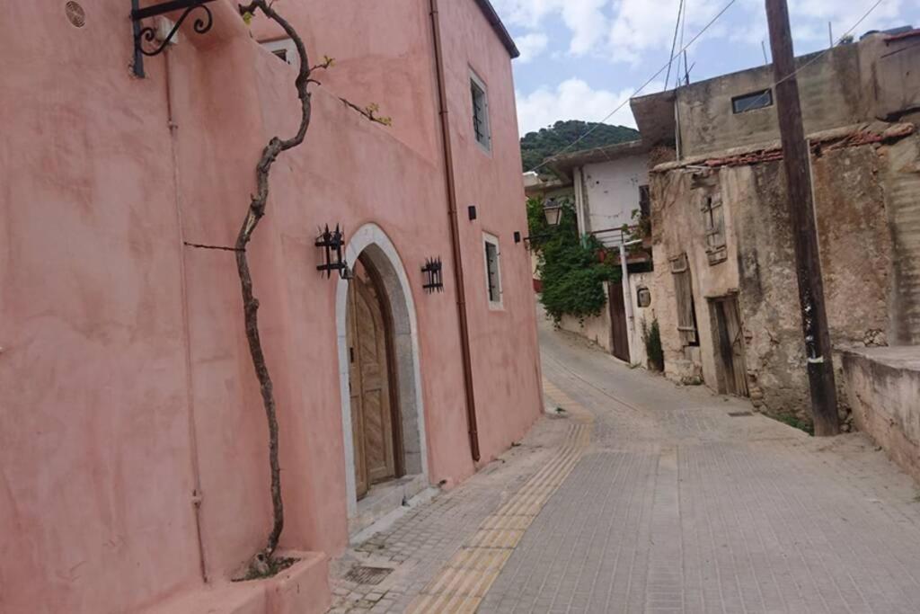 Okolí vily
