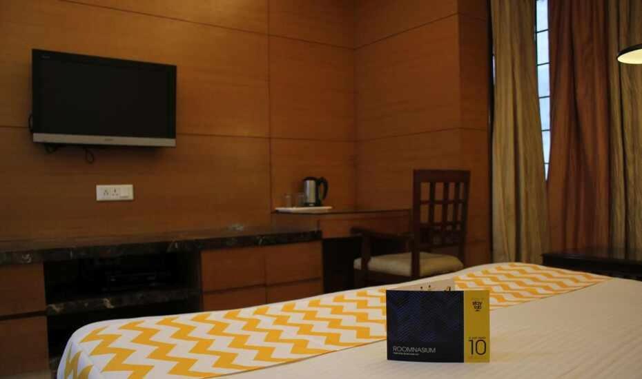 Postel nebo postele na pokoji v ubytování Hotel Good Will Residency - Cyber City Gurgaon
