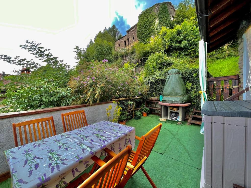 Casa Brenzio Rustico - Twee Slaapkamers Huis