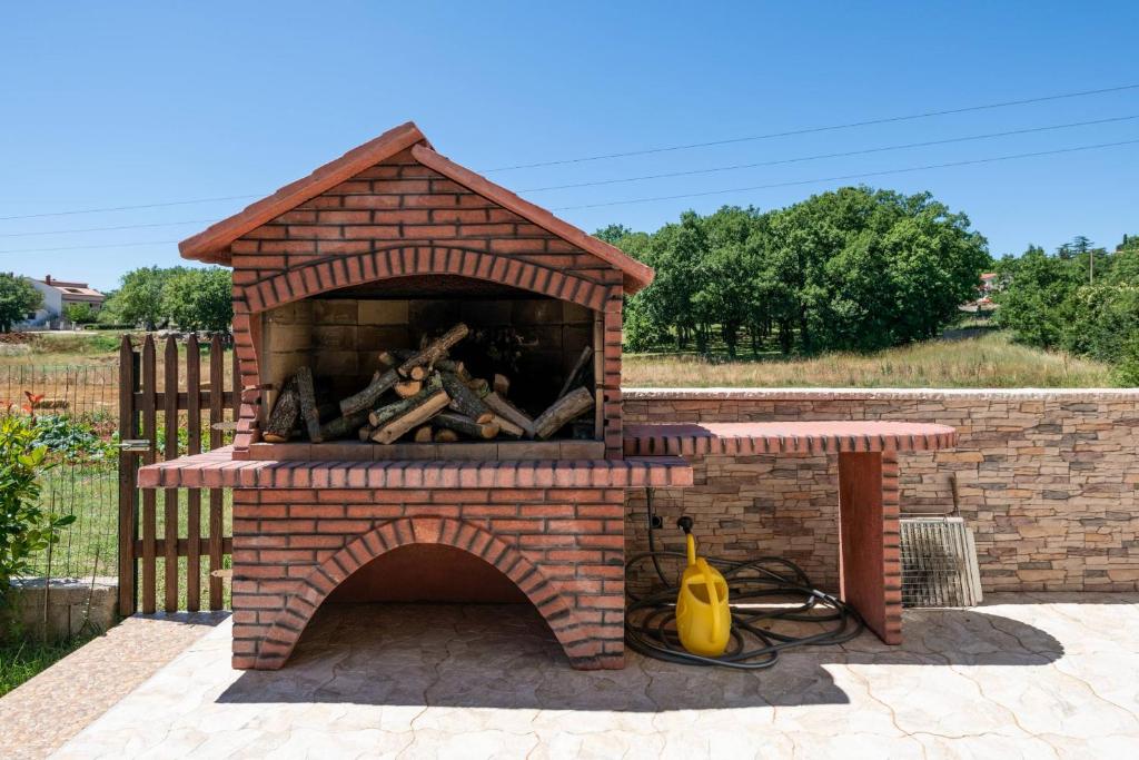 Sprzęt do grillowania w willi
