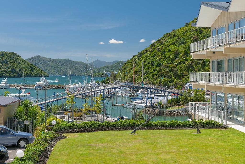 Beachcomber Inn Picton - Resim 33