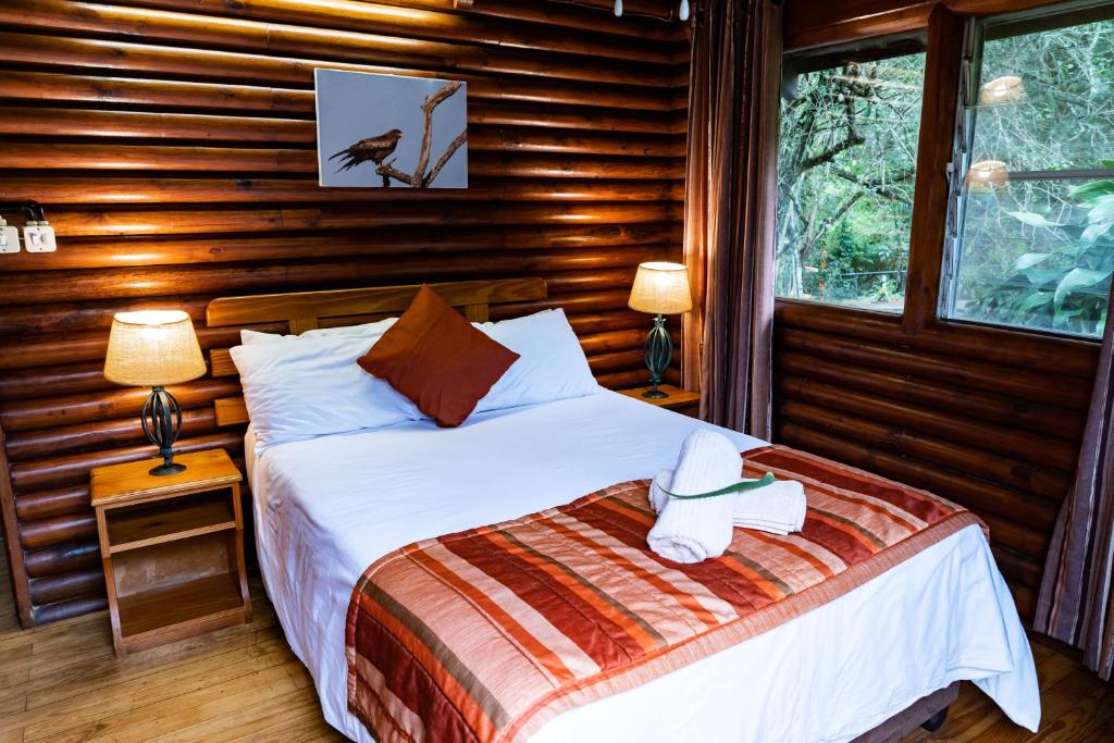 Mtunzini Forest Lodge Self Catering Resort - Chalet Bifoft De Trois Chambres (6 Adultes)
