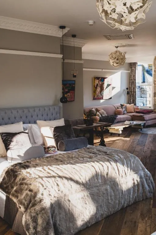 Junior Suite with Balcony