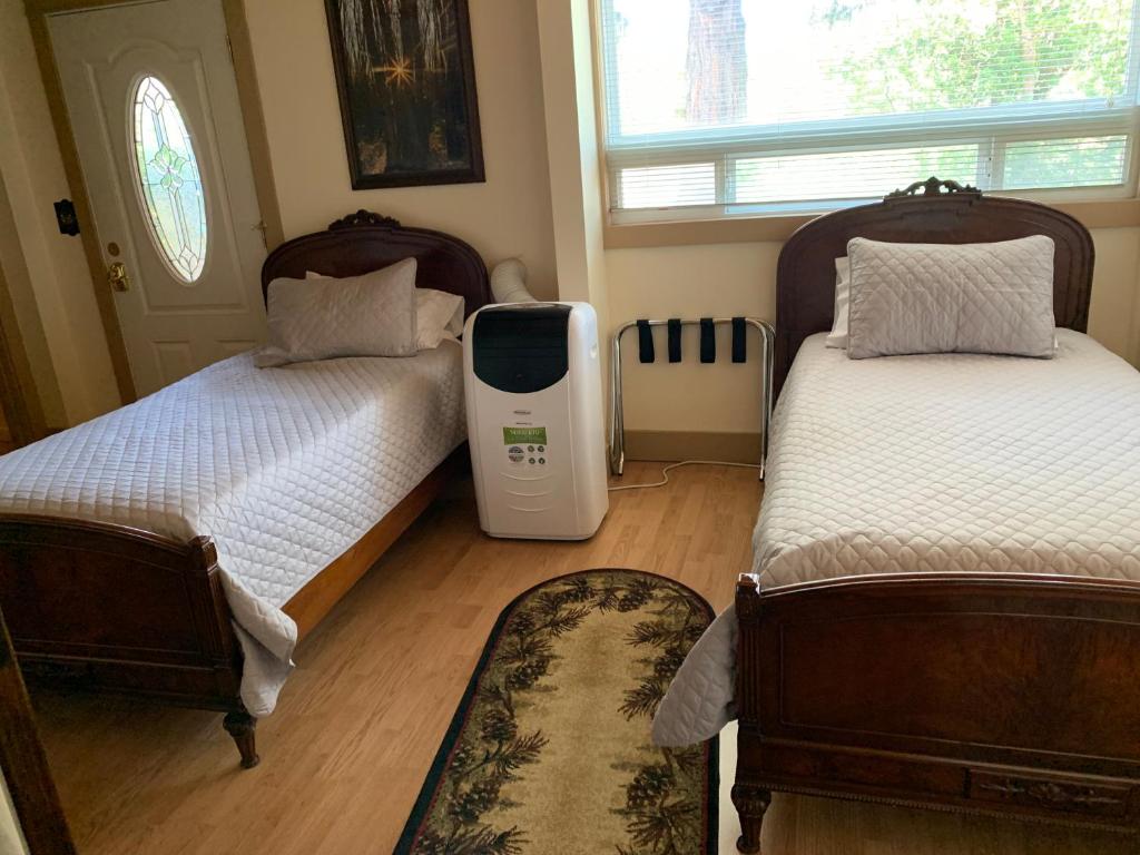 Mount Shasta Ranch Bed and Breakfast - 家庭套房