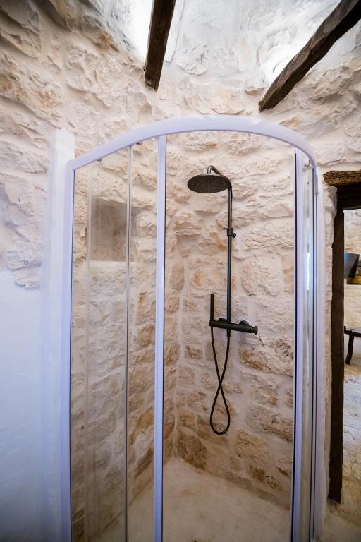 Łazienka w obiekcie Il Trullo della Rondinina