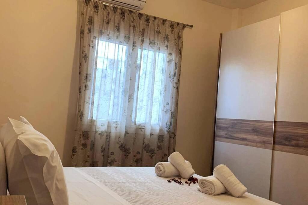 Helen`s Luxury Apartment - 6