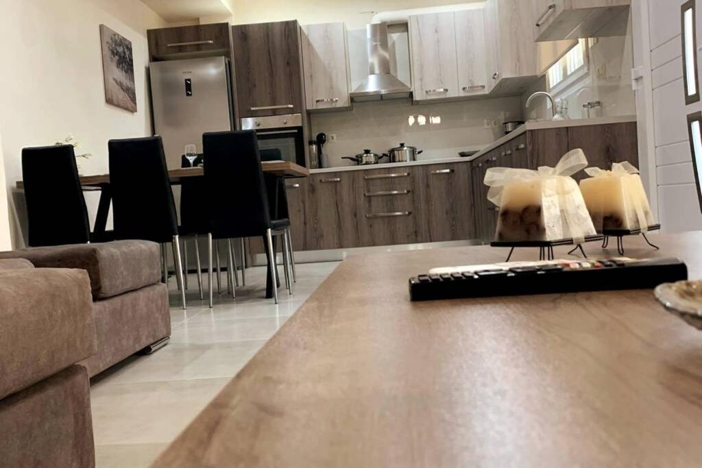 Helen`s Luxury Apartment - 7