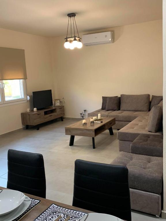 Helen`s Luxury Apartment - 1