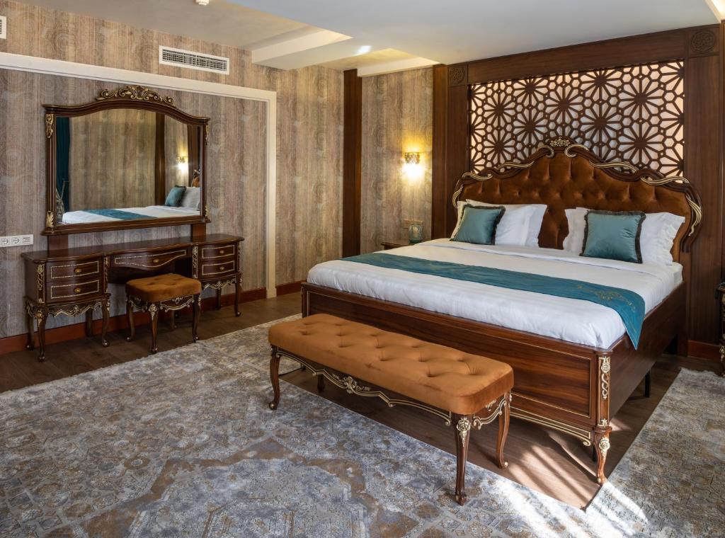 فضای داخلی Manor Hotel در تاشکند - تصویر ۳